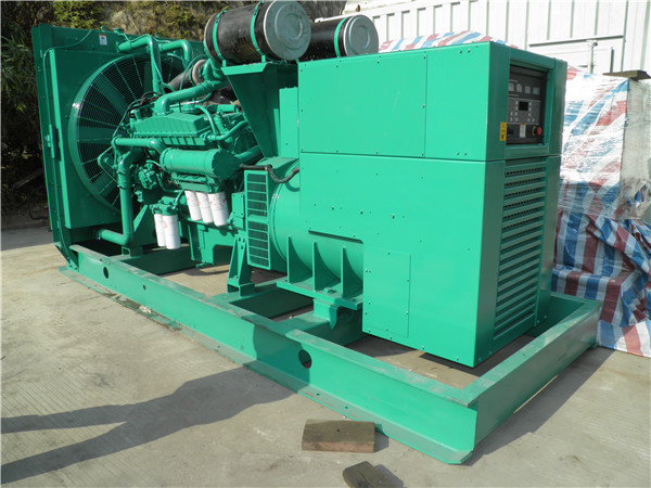 新兴发电车出租-柴油发电机组在使用的过程中应该做好哪些防护工作