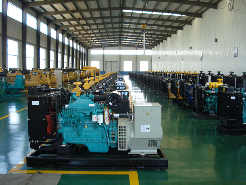 新兴租赁发电机-柴油发电机组冒蓝烟、冒黑烟、冒白烟故障分析