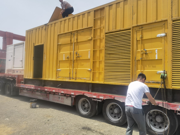 新兴发电机出租100KW发电机需要什么规格的电缆线？