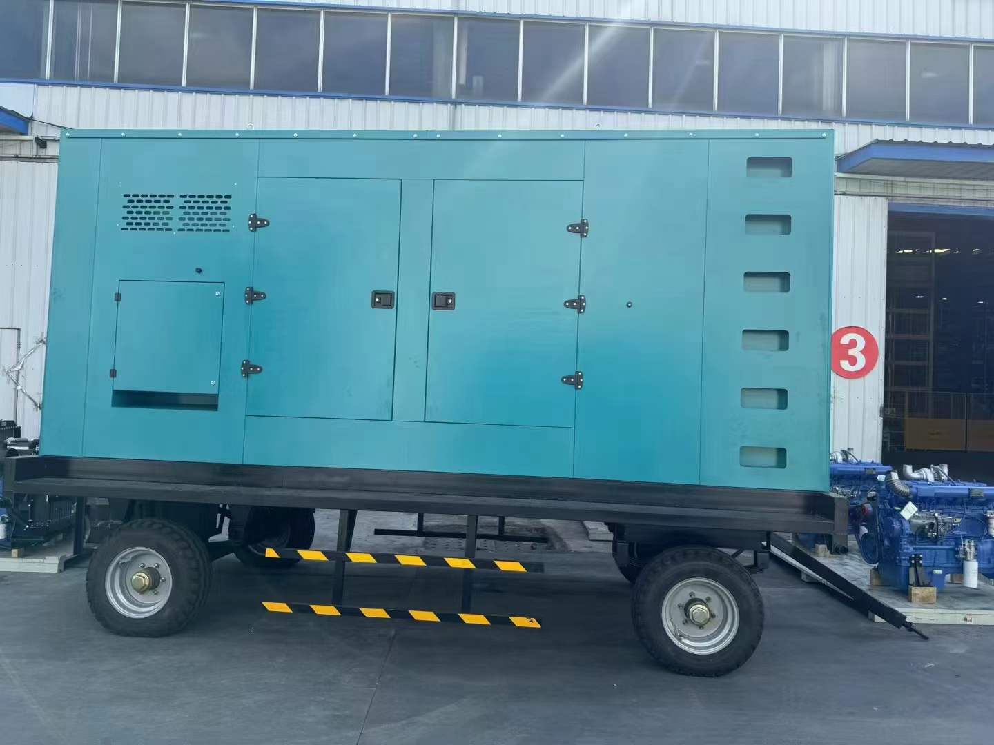新兴2500KVA 负载启动电流大概是多少？
